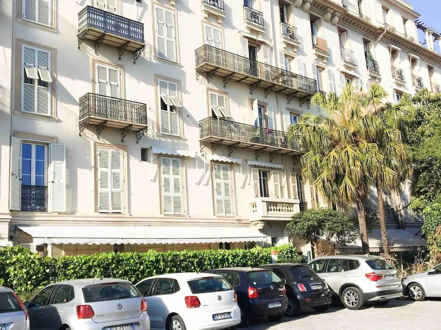 Charming Studio In The Heart Of Menton 0*,